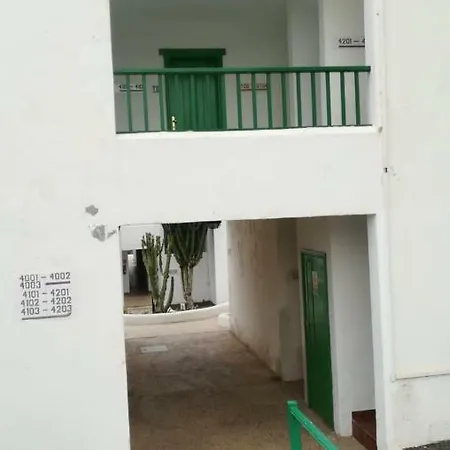Apartamento Lanzarote,frente Al Mar. コスタ・テギセ
